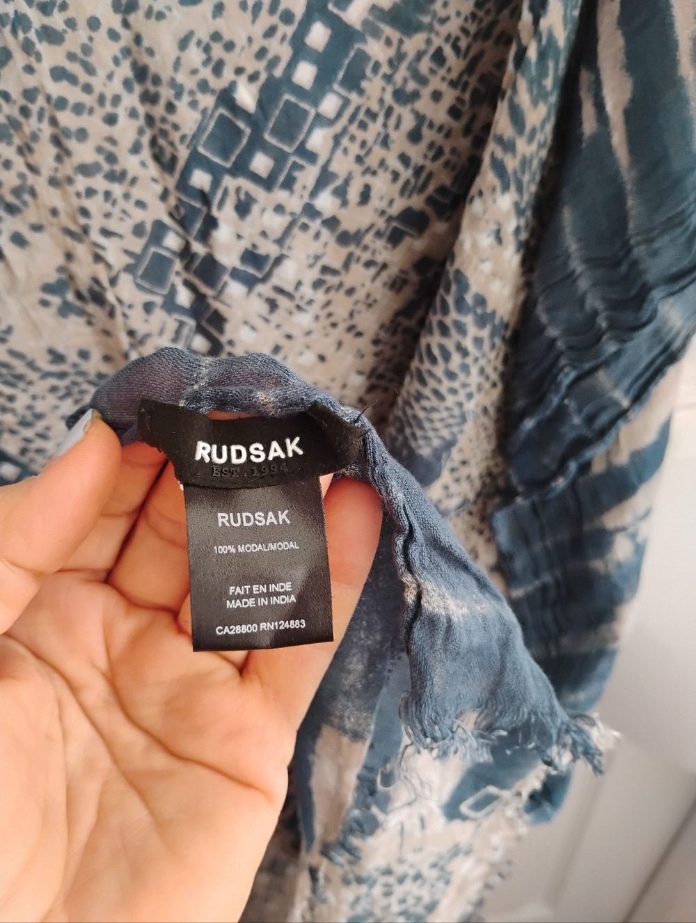 Rudsak scarf